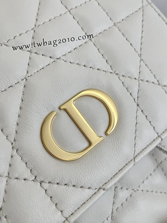Dior专柜新款迪奥高仿原单白色中号Caro秋冬系列双肩包 djfk1723